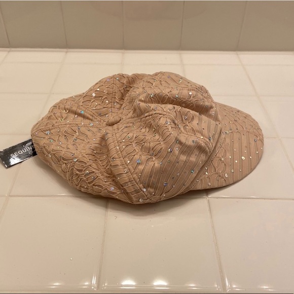Beige sparkly hat - Picture 1 of 2
